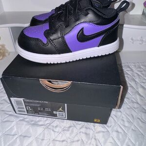 Toddler Jordan 1’s low top